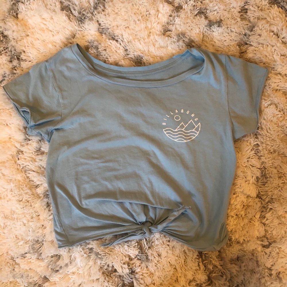 Billabong baby blue t-shirt !